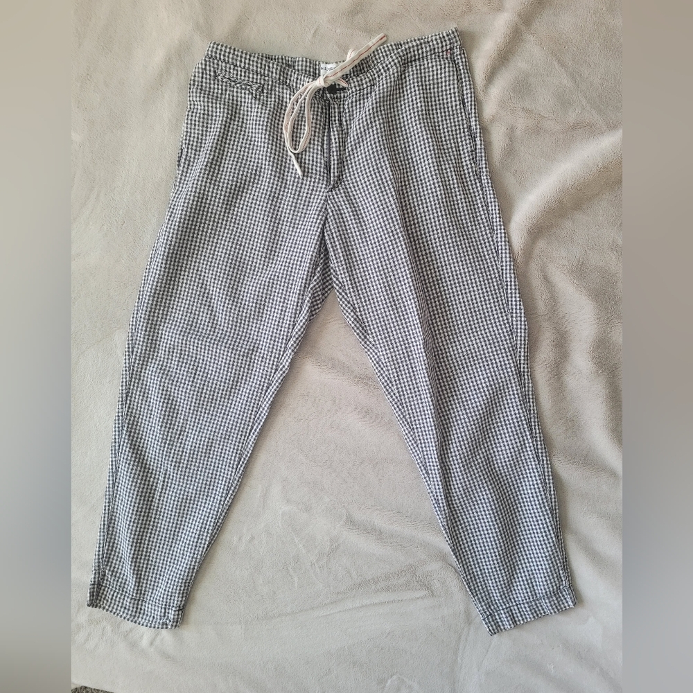 FREE SHIPPING Uniqlo Women's Black and White Checkered Ankle Pants